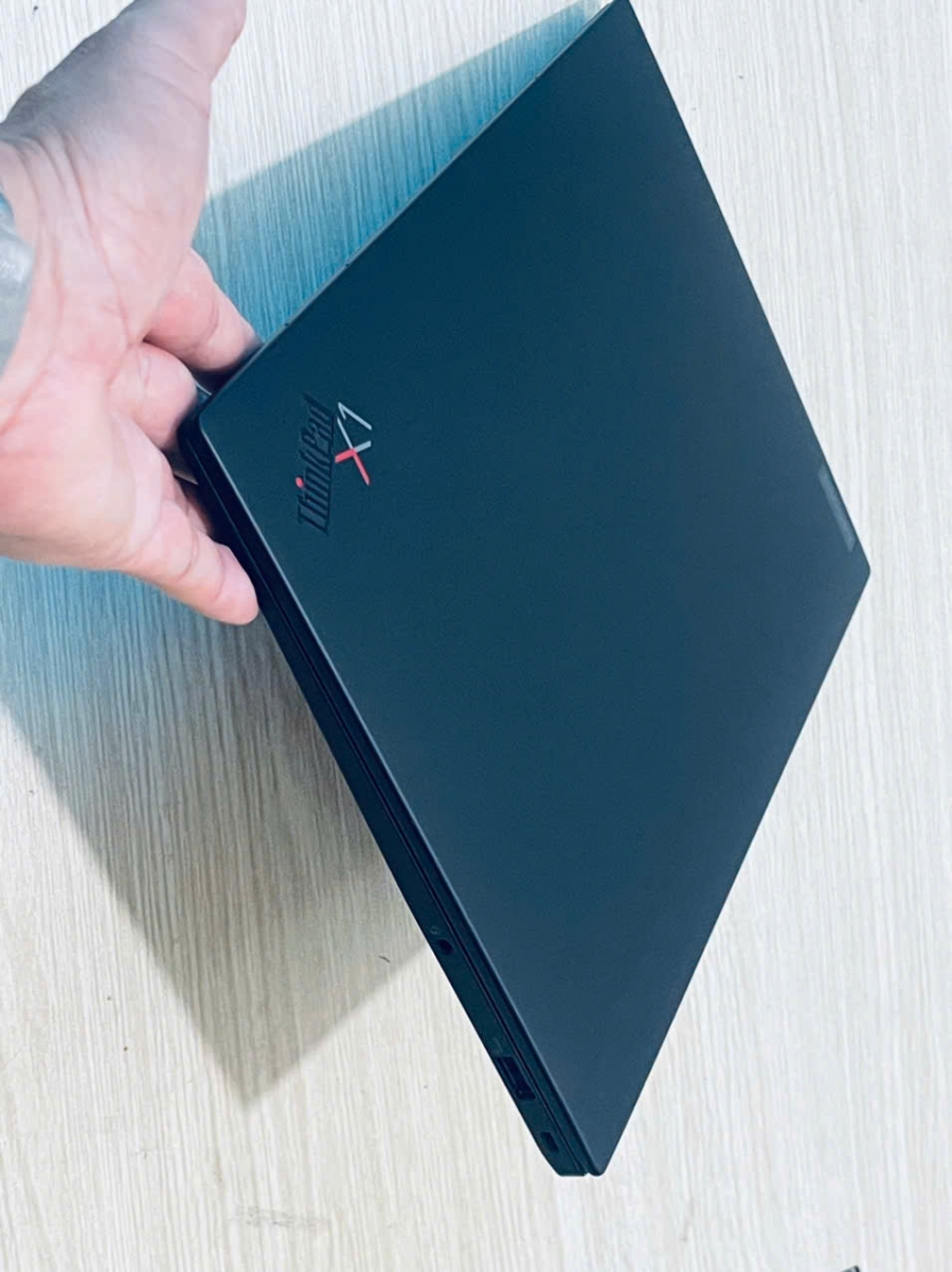 laptop thinkpad x1 carbon gen 9 giá rẻ